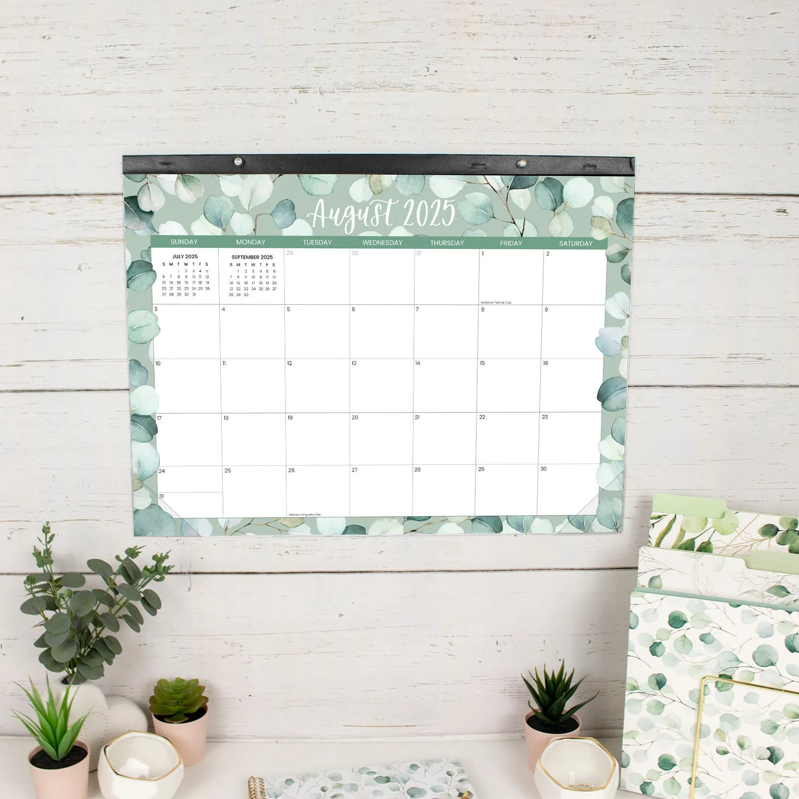 2025 Desk & Wall Calendar, 16" x 21", Greenery