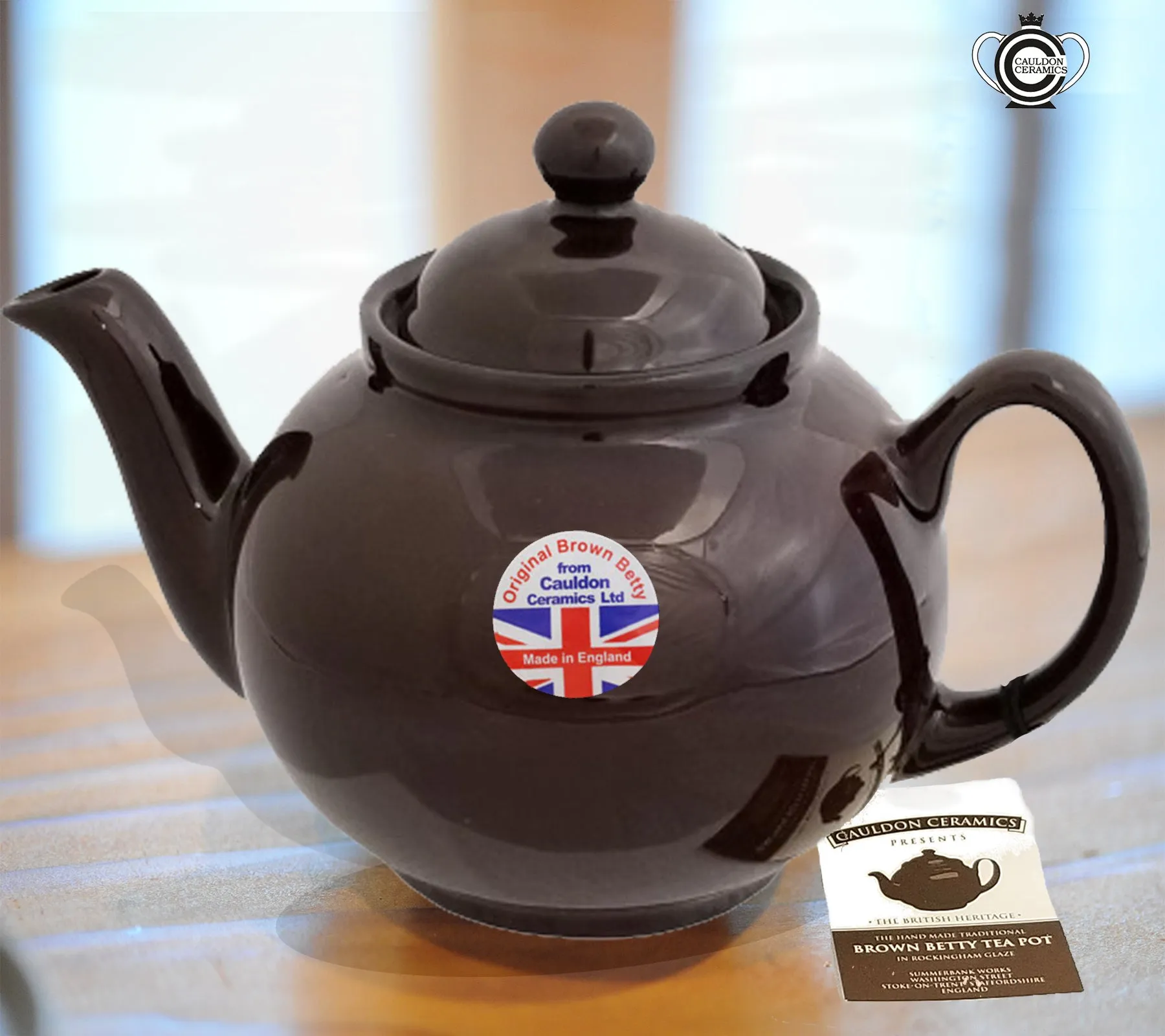 Cauldon Ceramics Brown Betty 4 Cup teapot with Infuser