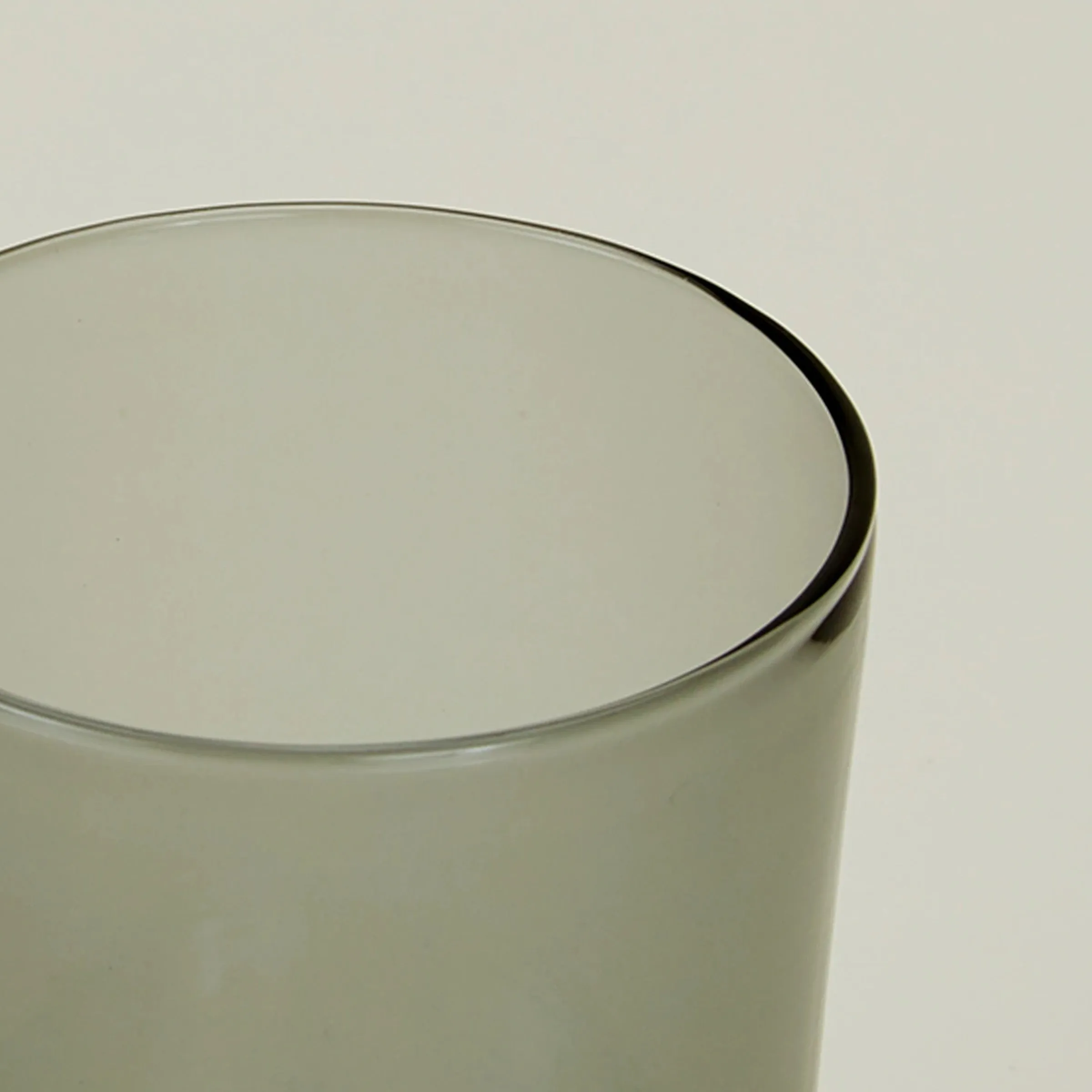 Large Essential Glassware Set of 4 (Smoke)