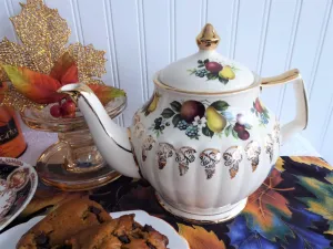 Sadler Fruit Teapot Gold Grape Overlay 1950s Large Original Sticker Vintage Tea Pot 4-6 Cups