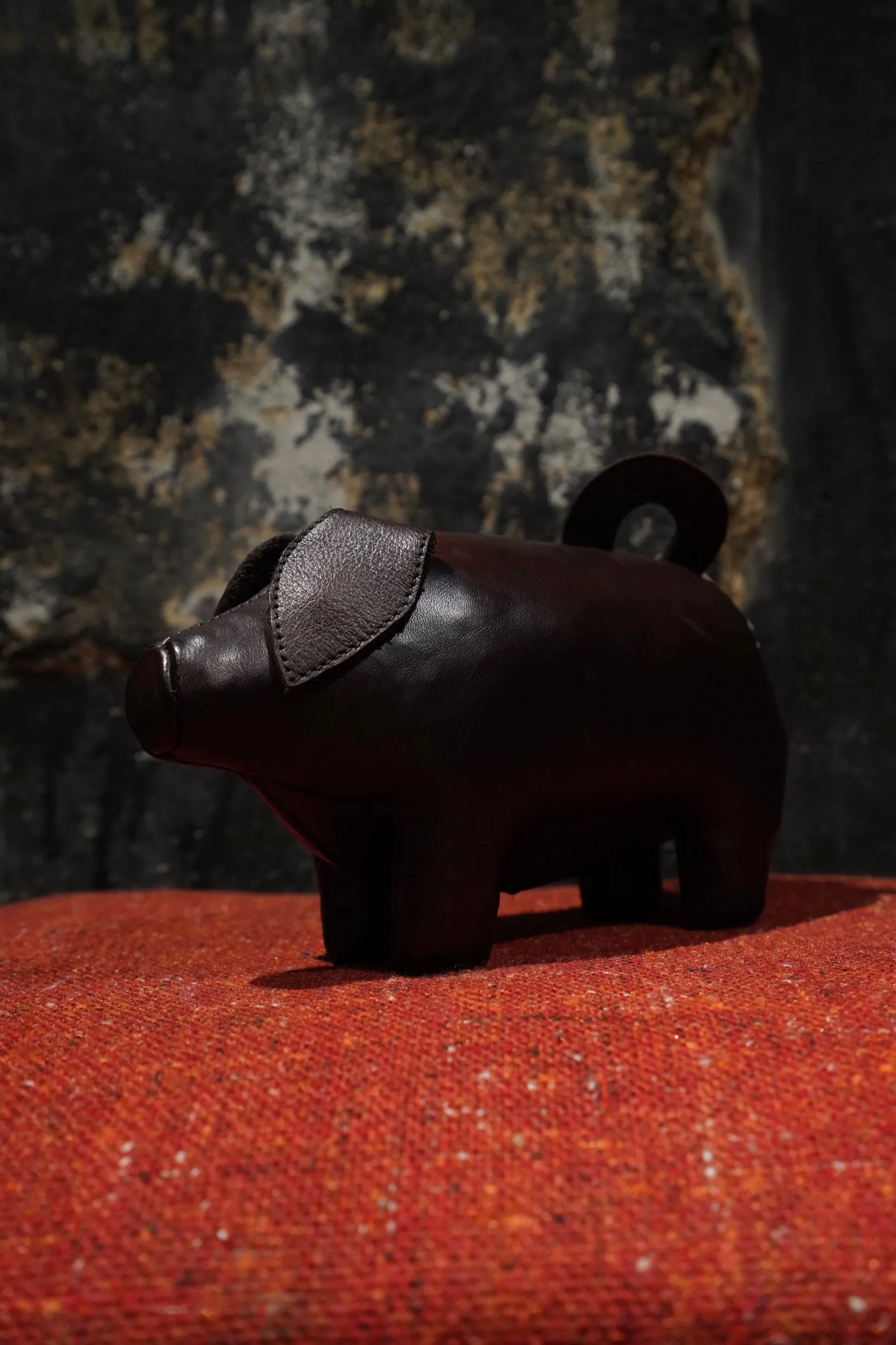 YORKSHIRE PIG(MINIATURE)
